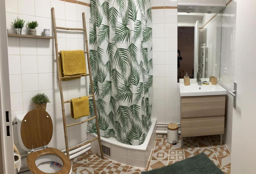 Studio Cosy 12 Min Arc De Triomphe Apartman Rueil-Malmaison Kültér fotó